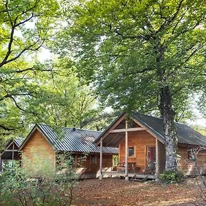 Camping Huttopia Divonne-les-Bains